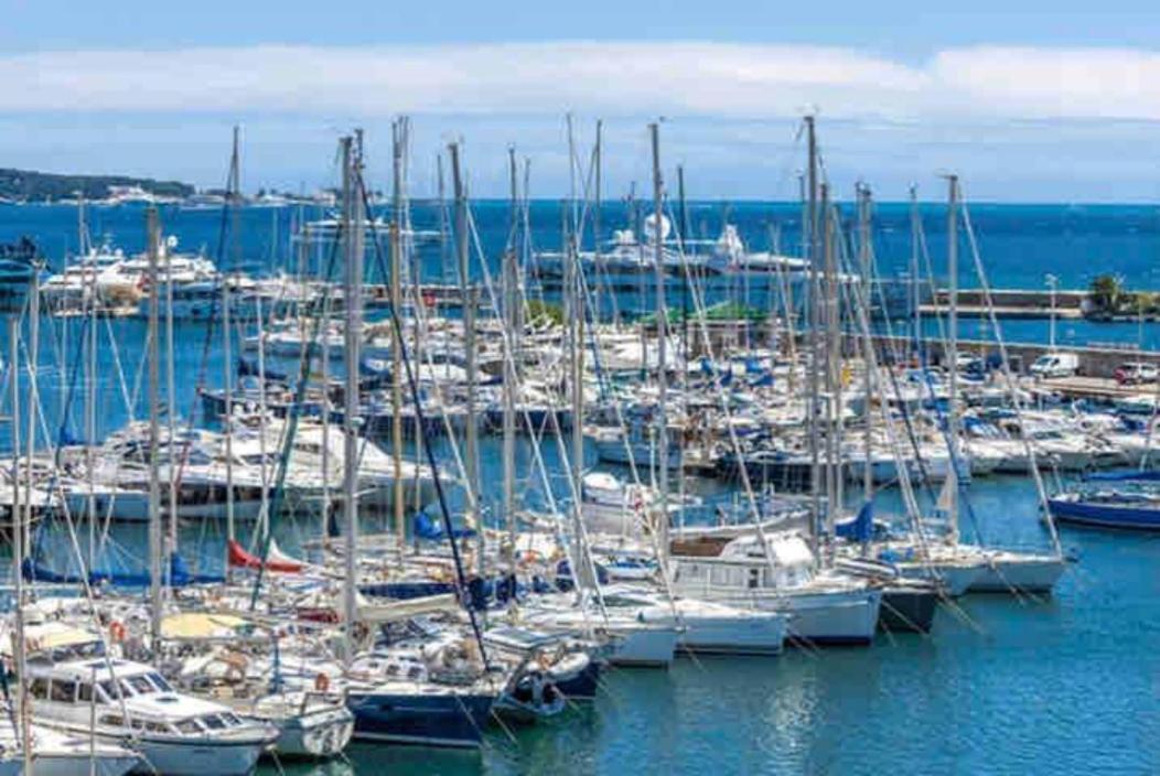 Apartment Golfe Juan Dans Avec Piscine
